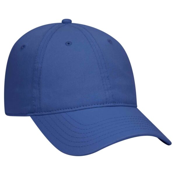 A blue 6-panel dad hat with a curved brim and a logo on the front. Suitable for casual wear.