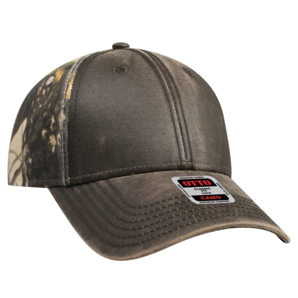 A camouflage 6 panel baseball cap with a curved brim and a branded logo on the front.