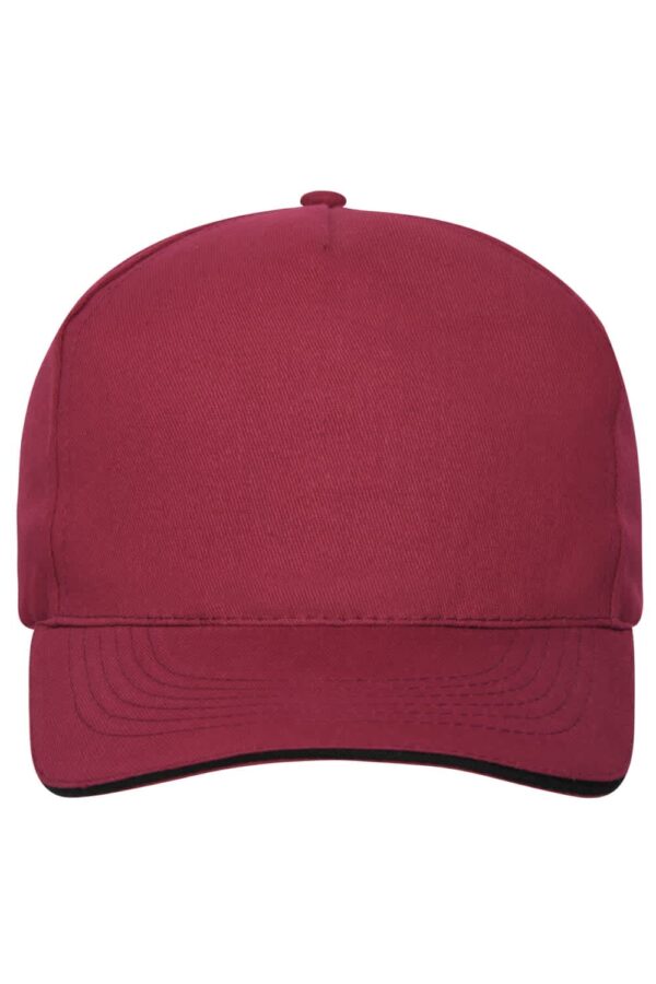 A maroon 5-panel sandwich cap made from bio cotton, featuring a solid design and a logo.